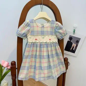 2023 Корейското лятна рокля за малки момичета, детски ежедневни рокли в клетката с бродерия във формата на сърце, детско винтажное ежедневното дрехи за бебета