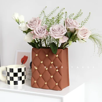 Креативна чанта-ваза в стил ретро, декорация за всекидневната, цветен режим, вази от смола, украса за ТВ-шкаф, модерни аксесоари за дома